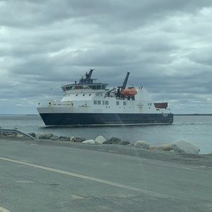 Meet your Posher, Peter